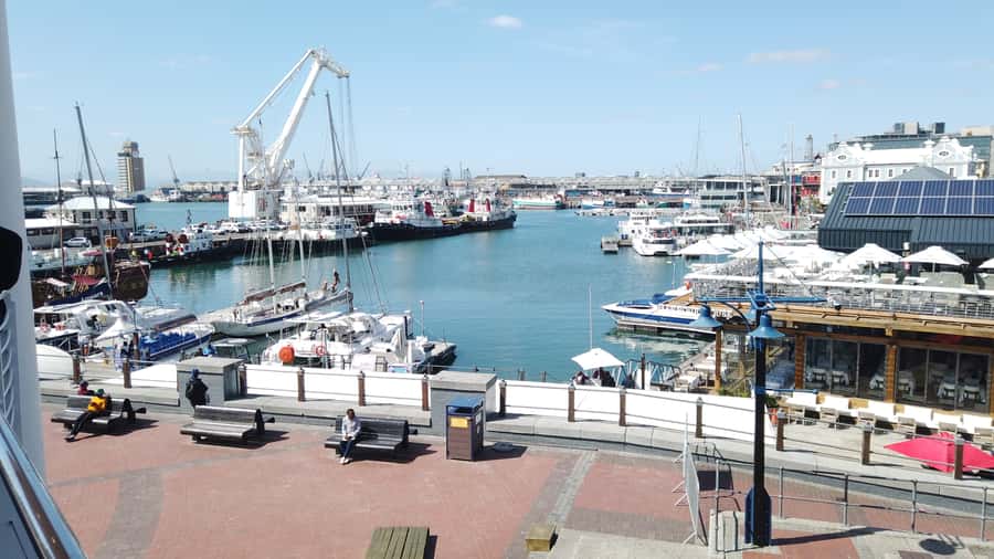 Cape Town: Table Mountain and Robben Island Tour - Reaching the top of Table Mountain