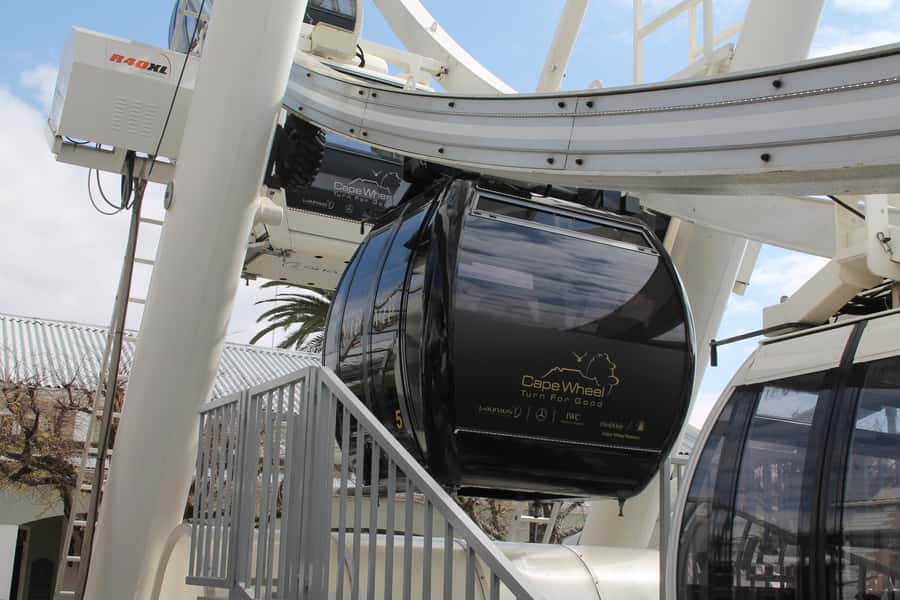 Cape Town: The Cape Wheel Ticket - The 15-minute ride and what it feels like
