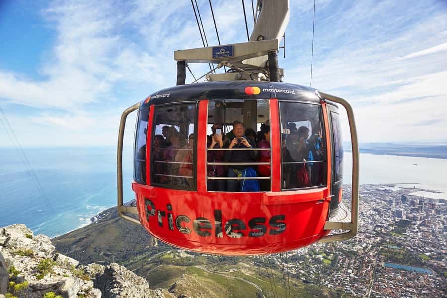 Cape Town Tour: Table Mountain, Penguins & Cape Point+Pickup - Muizenberg’s colorful beach huts