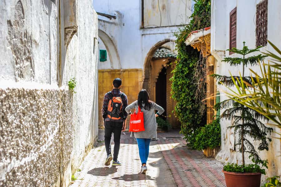 Casablanca Cultural Tour: Medina, Views & Local Delights - French and Moroccan Casablanca in one taxi ride