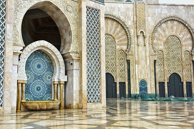 Casablanca: Hassan II Mosque & City Highlights Tour - Arab League Park and Notre Dame of Lourdes
