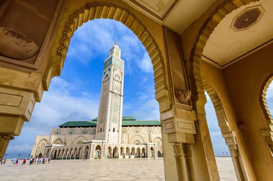 Casablanca: Hassan II Mosque Premium Tour with Entry Ticket - Architecture explained in plain language