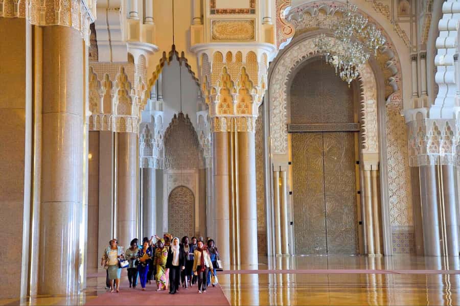 Casablanca: Layover Sightseeing Tour with Airport Transfer - Mohammed V Square and United Nations Square