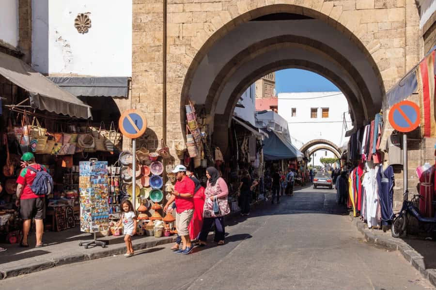 Casablanca: Private Guided Tour with Hassan II Mosque Ticket - Starting with comfortable city transport