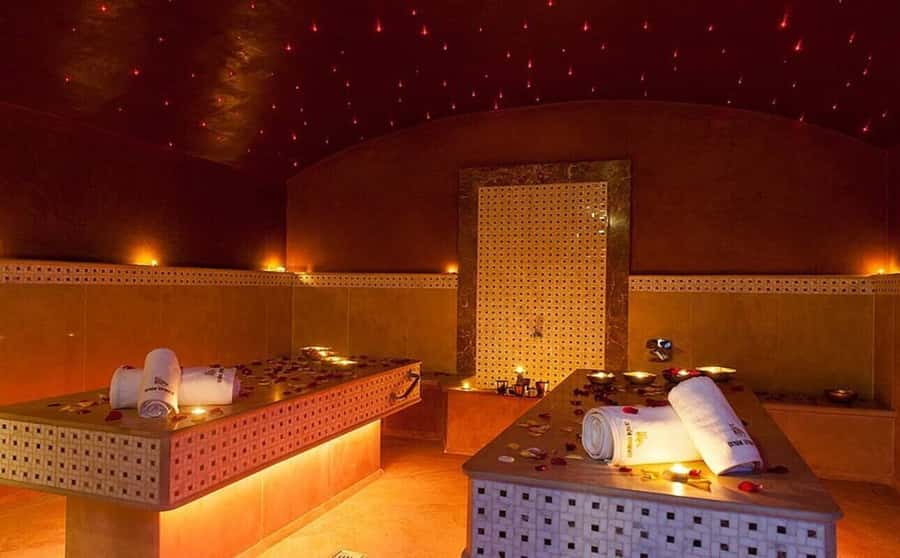 Casablanca: Spa and Private Hammam Package with Car Transfer - Entering the heated hammam