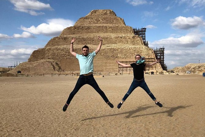 Cheap Private tour to Giza pyramids and the Sphinx - Hotel pickup and the private vehicle