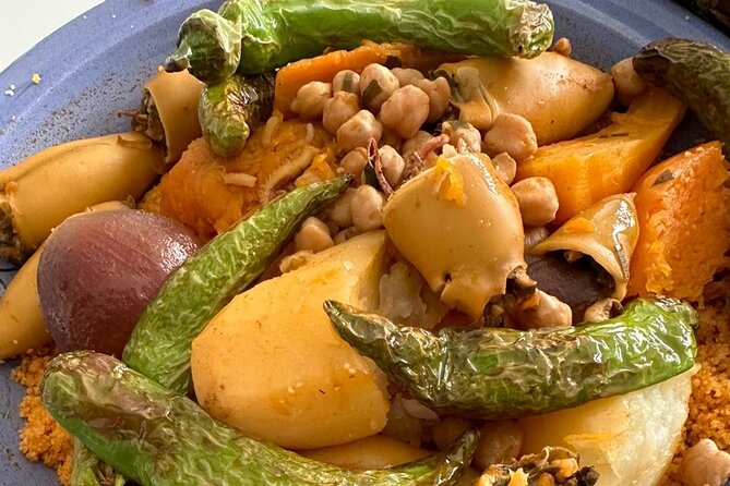 Cook and Connect: Tunisian Culinary Adventure with a Local Family - Starting in the old market of Sousse