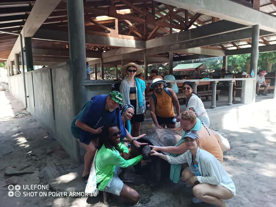 Curieuse Guided Tour, St Pierre, BBQ & 2 Snorkel Stops - Lunch with Curieuse’s hungry residents