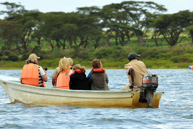 Day tour to Hell's Gate National park and optional Boat ride on lake Naivasha - The gorge and cave section needs a clear warning