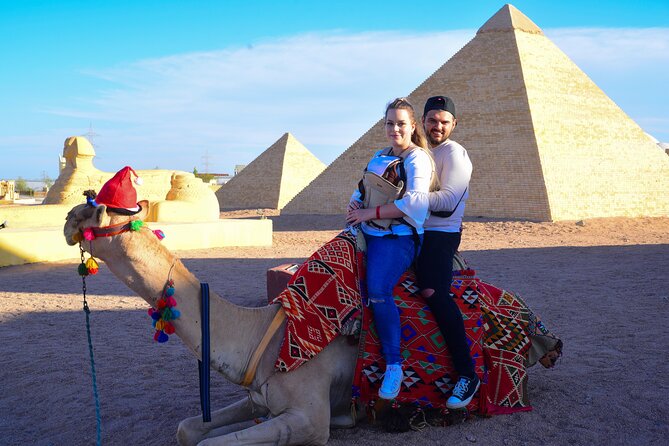 Day Trip in Mini Egypt Park - From the Pyramids to the High Dam