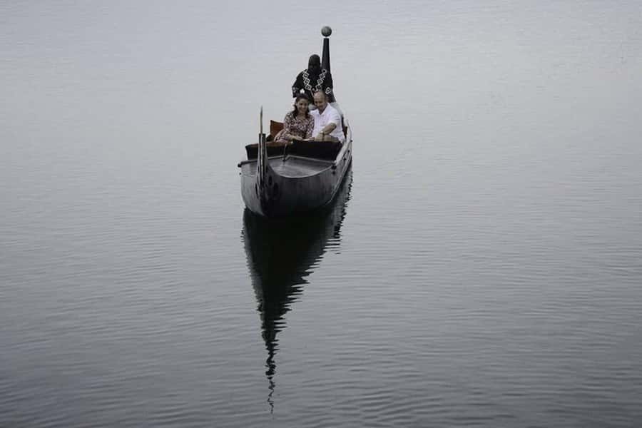 Durban: Gondola Ride - What you see along the Point Waterfront Canal