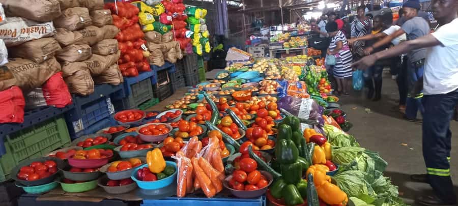 Durban: Local Markets and Culture Guided Walking Tour - Johnny changes how the market feels