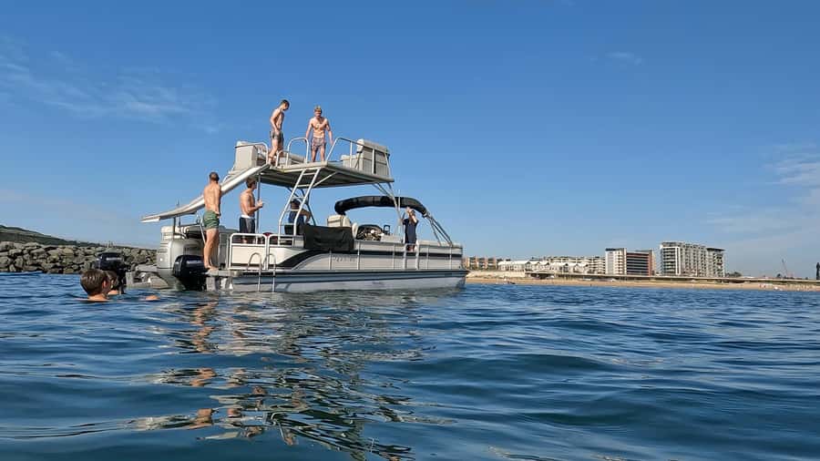 Durban: Pontoon Boat Harbor Cruise - Seeing container ships and cruise vessels close up
