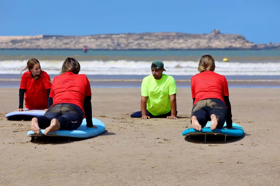 Essaouira: Surf Lessons - The first 20 minutes: warm-up and board practice