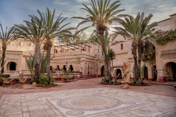 Explore Agadir Souk El Had With a Licensed Tour Guide - What the guide adds to your market visit