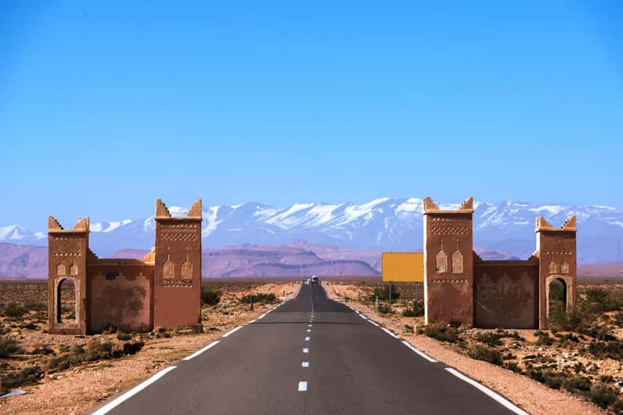 From Agadir: 3-Day Desert Tour to Marrakech - Who should book this route