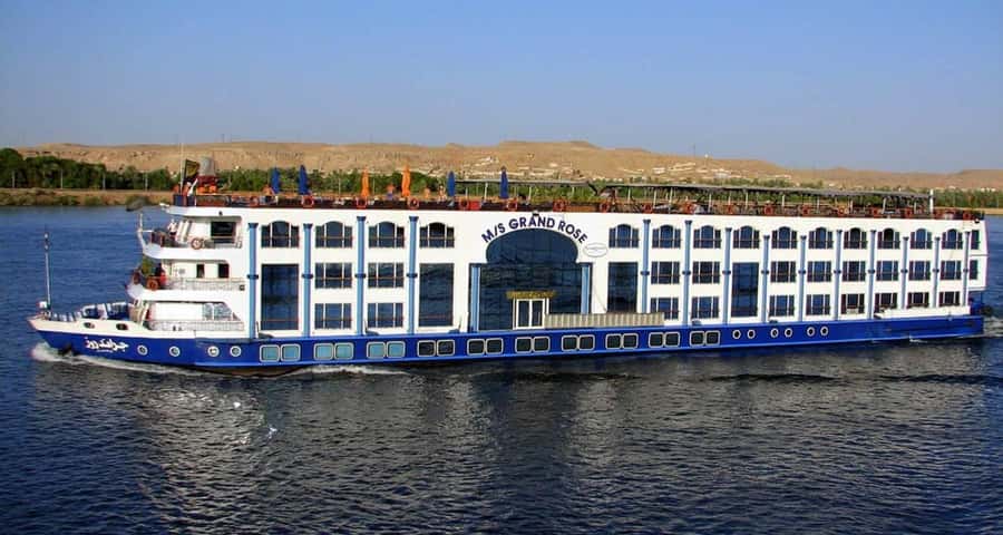 From Aswan:4 Days Nile Cruise Luxor Abu Simbel & Air Balloon - Why this Aswan to Luxor cruise works so well