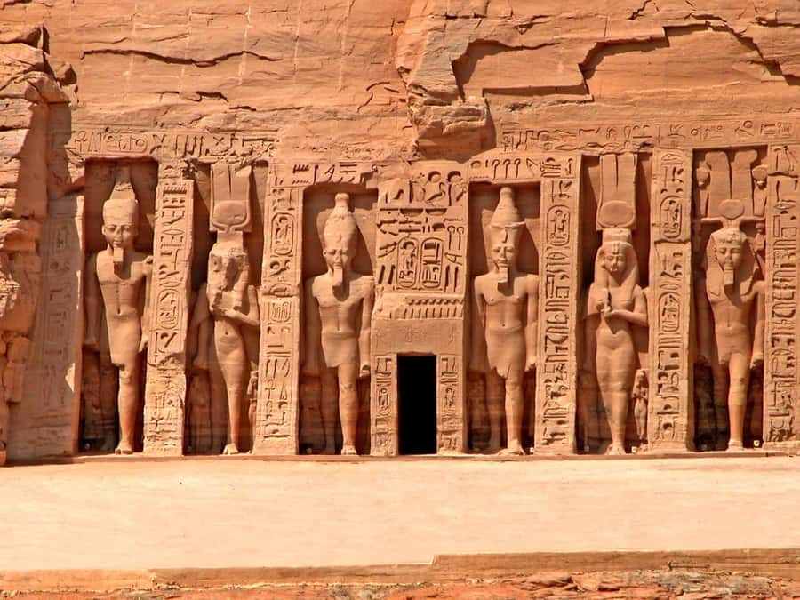 From Cairo: 2-Day Abu Simbel & Luxor Tour - Why this two-day route works from Cairo