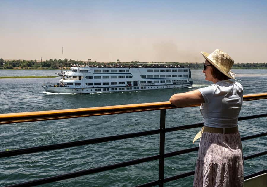 From Cairo: 4-Day Nile Cruise to Luxor with Balloon Flight - Day 2: Abu Simbel, then Kom Ombo after sunset