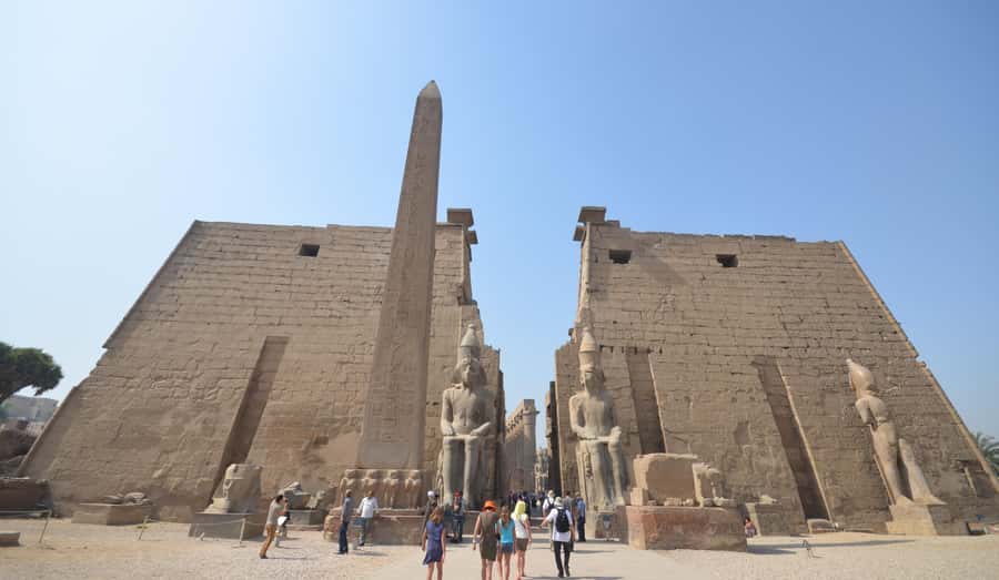 From Cairo: Luxor & Hot Air Balloon Private Trip by Plane - Lunch, the Nile, and a felucca ride