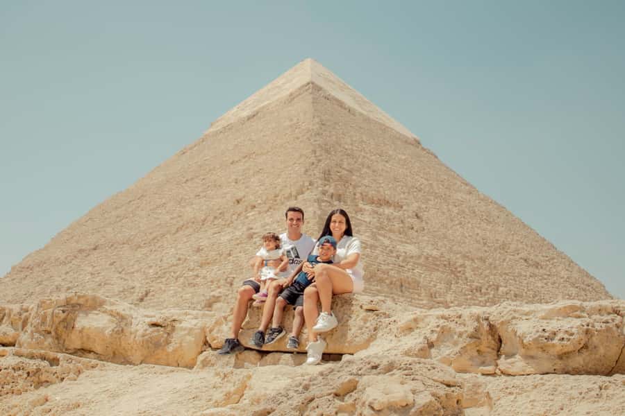 From Cairo: Pyramids of Giza, Sphinx, Saqqara & Memphis Tour - The guides and the quality of the day