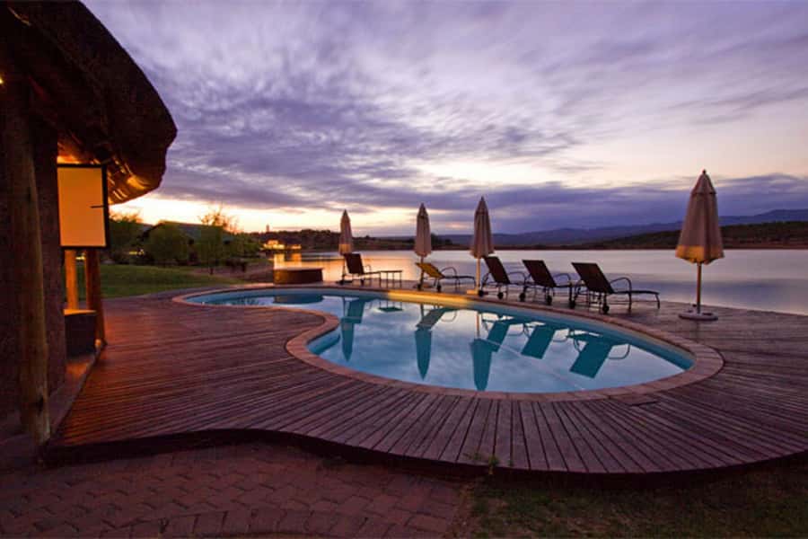 From Cape Town: South African Wildlife and Safari 2-Day Tour - Oudtshoorn after dark