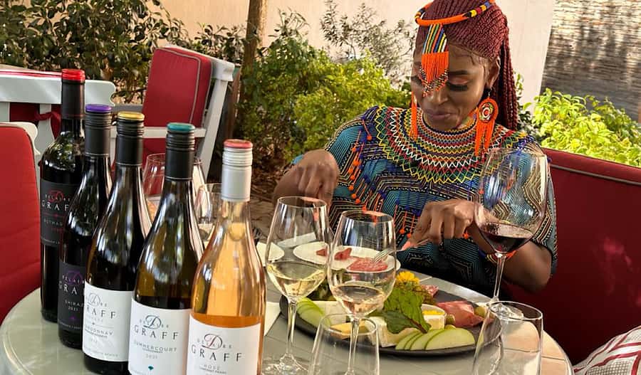 From Cape Town: Stellenbosch & Franschhoek Wine Tasting Tour - A short stop at Mandela’s Drakenstein monument