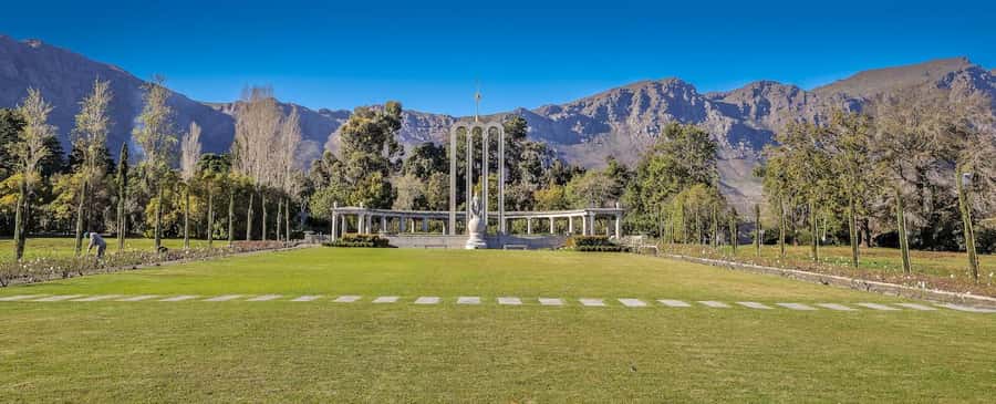 From Cape Town: Winelands Full Day Tour and Wine Tasting - Guides make the difference