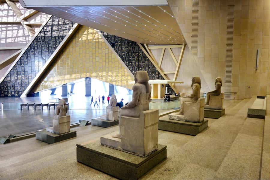 From Hurghada: Grand Egyptian Museum Pyramids Cairo Day Trip - Lunch in Giza, with drinks extra