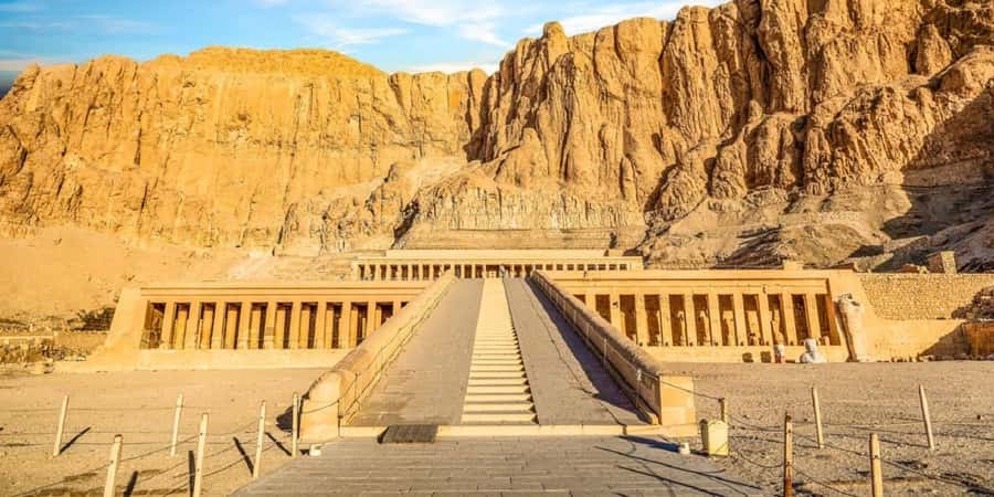 From Luxor: All-Inclusive West Bank Private Tour with Lunch - The private car and pace