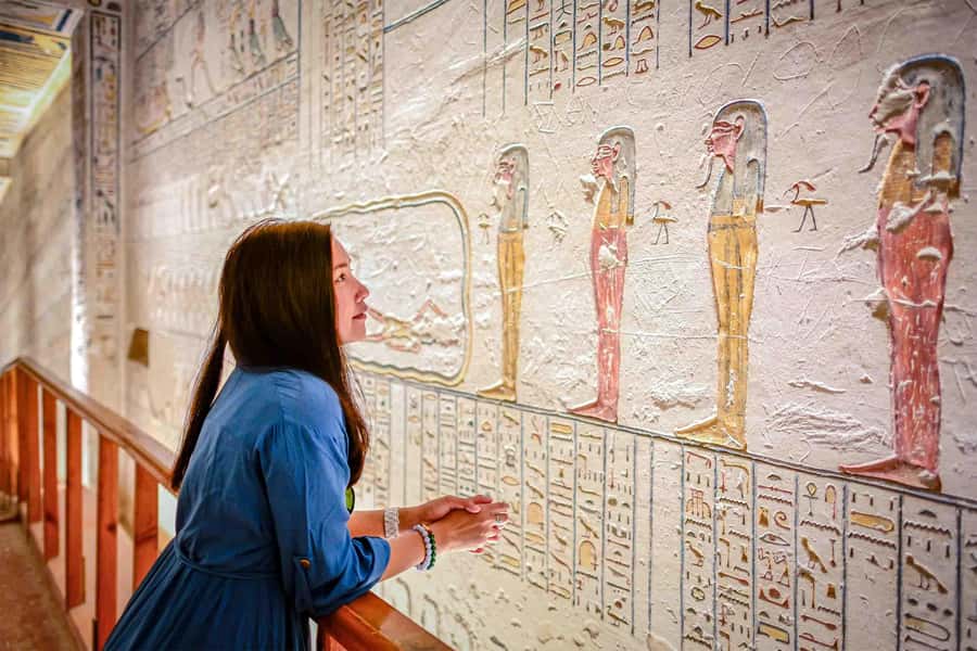 From Luxor: Guided Tour to East or West Banks with Lunch - Why this Luxor tour works for first-time visitors