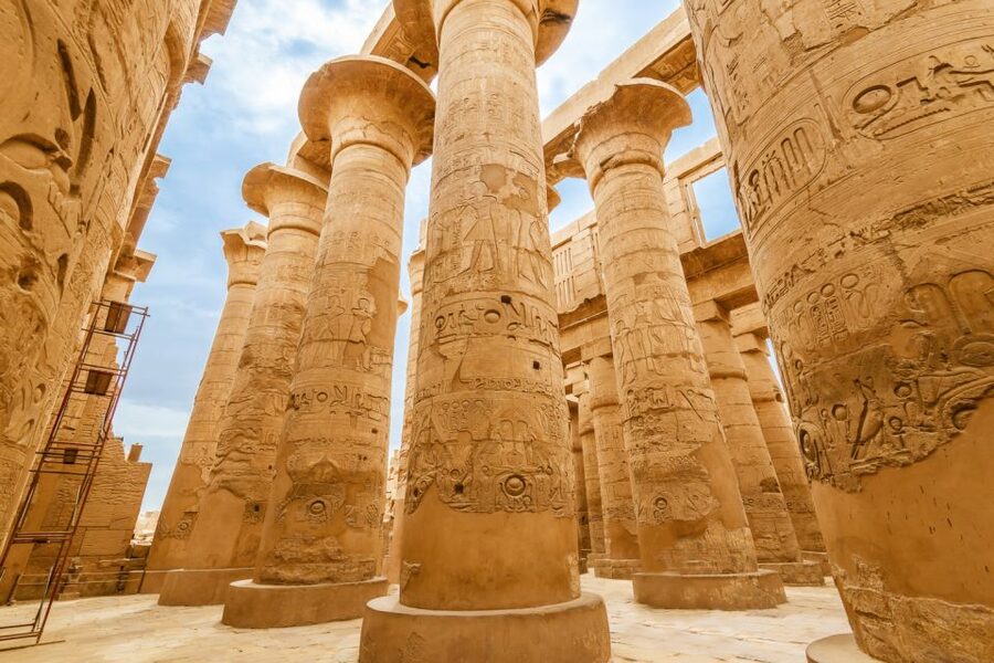 From Luxor: Guided Tour to East or West Banks with Lunch - Colossi of Memnon: a quick stop with a big visual payoff
