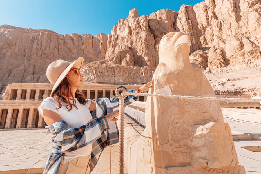 From Luxor: Guided Tour to East or West Banks with Lunch - The optional boat ride and what to clarify