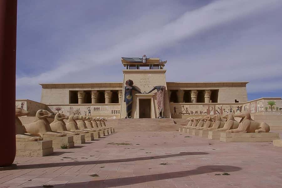 From Marrakech: 2-Day Sahara Tour to Zagora & Ait Ben Haddou - The long road from Marrakech to southern Morocco