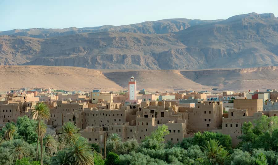 From Marrakech: 3-Day Desert Tour to Agadir - Day three: sunrise, the Draa Valley, and Agadir