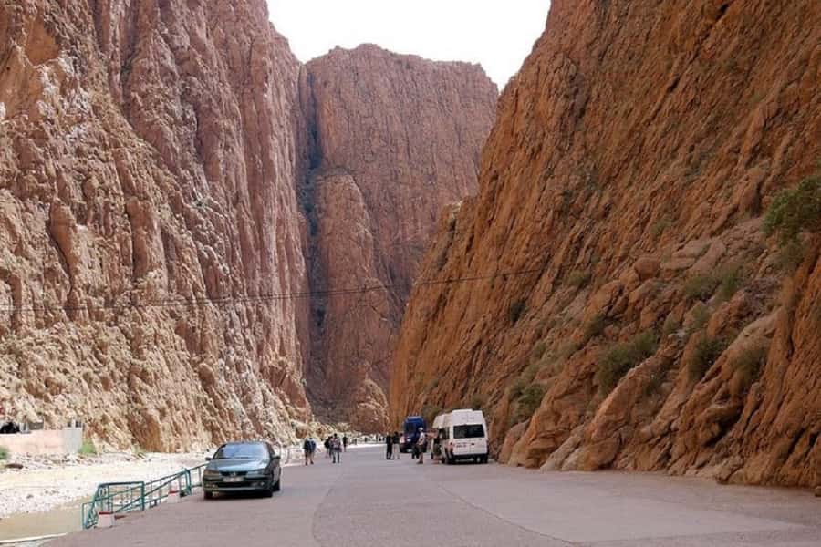 From Marrakech: 3-Day Desert Tour to Fes via Erg Chebbi - The drivers make a real difference