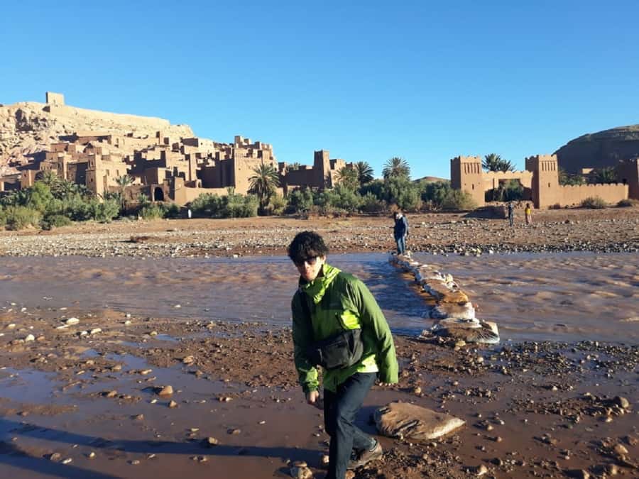 From Marrakech: 3-Day Desert Tour to Fes via Erg Chebbi - Day one: Tizi-n-Tichka Pass and Ait Ben Haddou