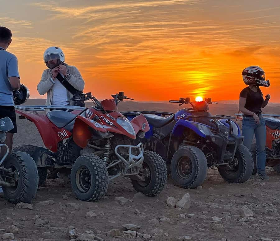 From Marrakech: Agafay Desert Quad Biking Tour with Transfer - Timing, heat, dust, and what to wear