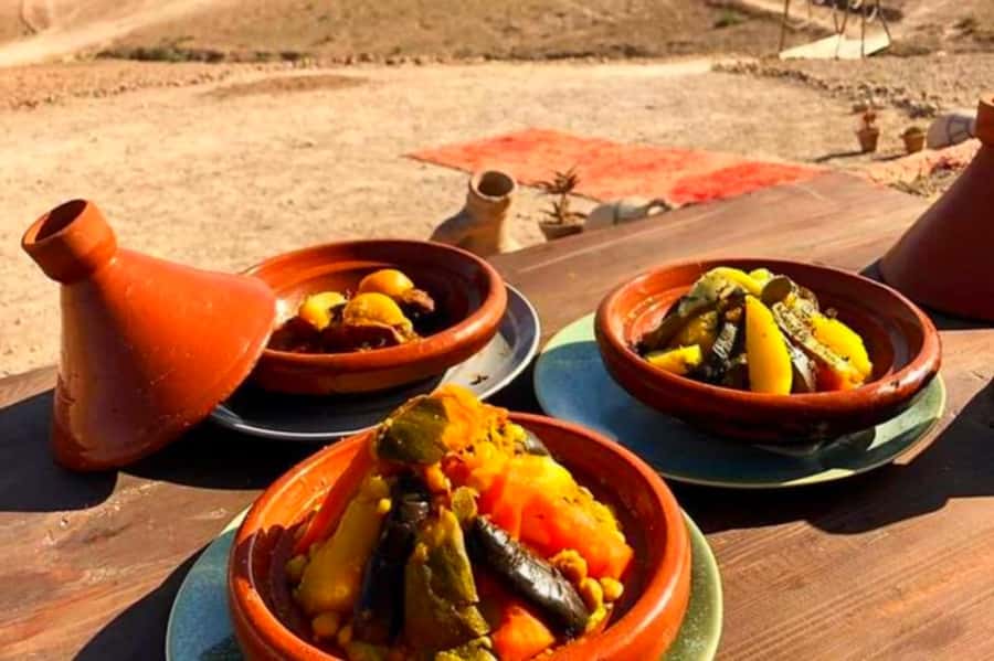 From Marrakech: Agafay Desert Sunset Dinner with Live Show - A quick evening escape from Marrakech