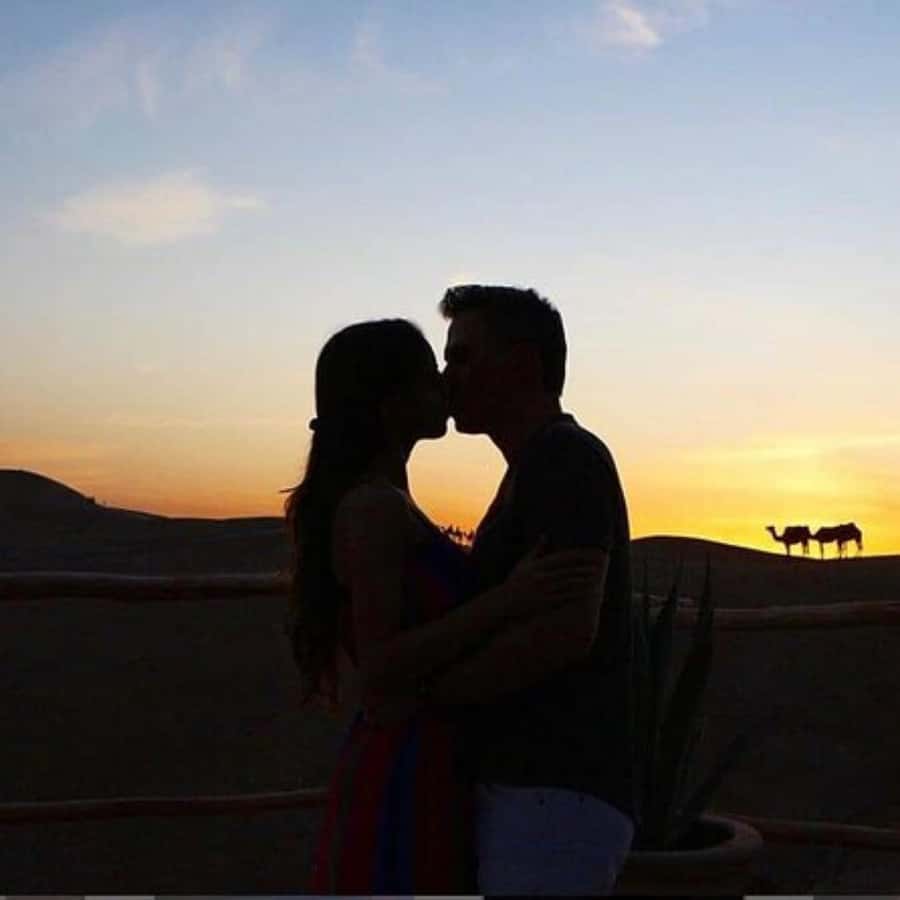From Marrakech: Agafay Desert Sunset Dinner with Live Show - The guides are part of the value