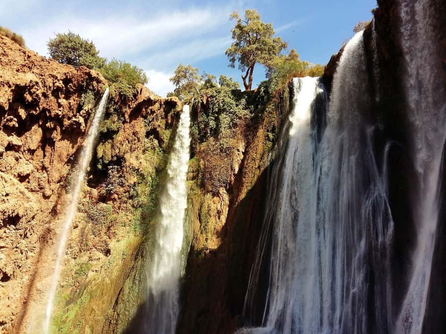 From Marrakech: Day Tour to Ouzoud Waterfalls - Pickup in Marrakech and the long road to the falls