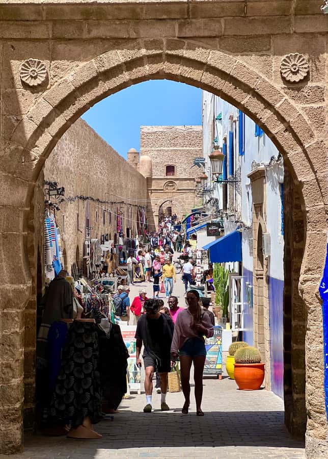 From Marrakech: Day Trip to Essaouira with Transfers - Beach time, cafes, and the clock