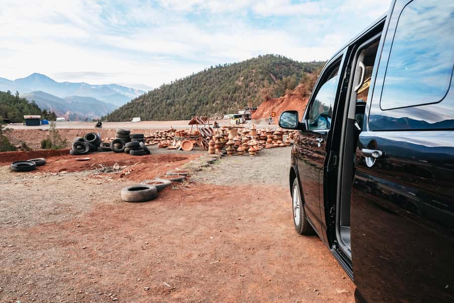 From Marrakech: High Atlas Mountains and 5 Valleys Day Trip - Guides, vehicles, and group size