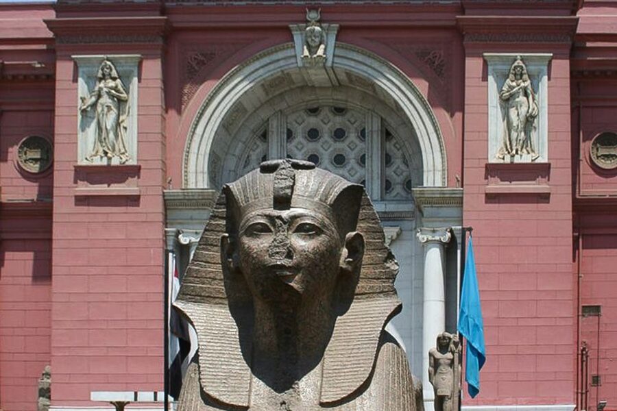 From Sharm El-Sheikh: Cairo's Pyramids: Full-Day By Flight - The Giza Plateau and the three great pyramids