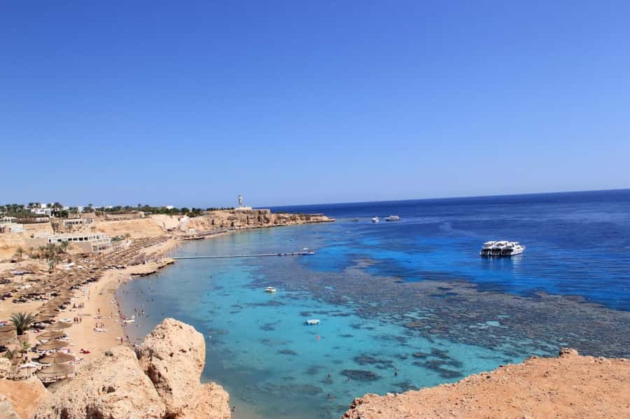 From Sharm: Ras Mohammed Cruise with Island Visit and Lunch - Lunch, drinks, and what you actually eat