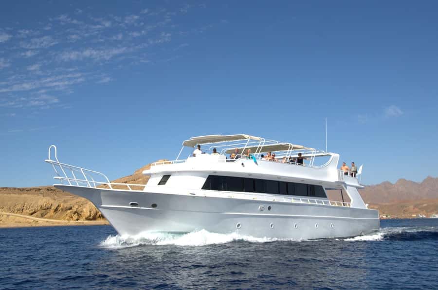 From Sharm: Ras Mohammed Cruise with Island Visit and Lunch - From your Sharm hotel to Watanya Marina