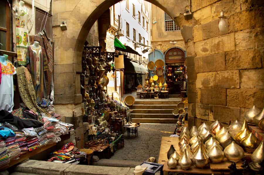 From Taghazout or Agadir: Souk El Had Guided Tour in Agadir - The English-speaking guides