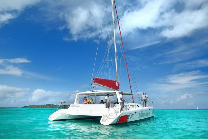 Full-Day Catamaran Cruise to Île aux Cerfs with BBQ Lunch - Two Hours on Île aux Cerfs