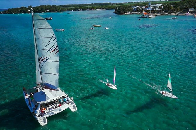 Full-Day Catamaran Cruise to Île aux Cerfs with BBQ Lunch - Who Will Enjoy This Catamaran Day