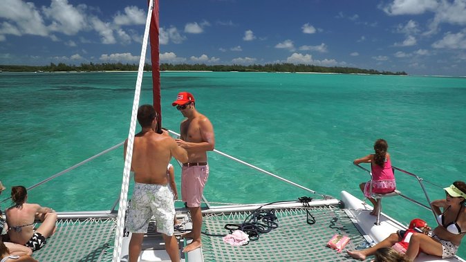 Full-Day Catamaran Cruise to Île aux Cerfs with BBQ Lunch - Snorkeling Before the Island Stop